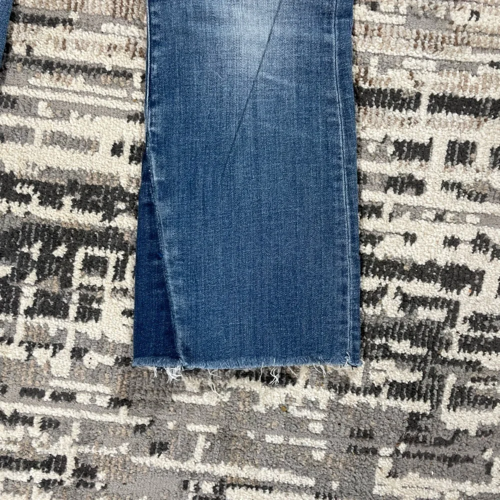 Abercrombie & Finch Simone Highrise Cropped Flare With Raw Hem Blue Cotton Jean - Picture 6 of 13